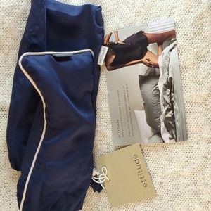 ettitude BAMBOO LYOCELL & LAVENDER EYE PILLOW